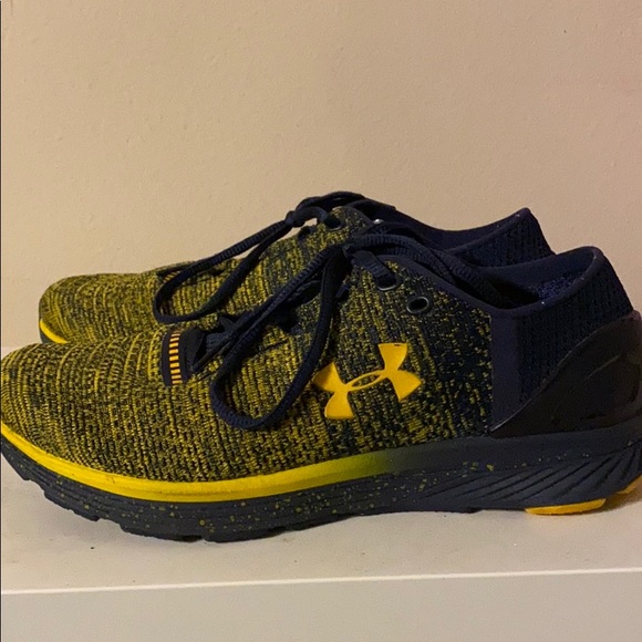 Under Armour shoes - Picture 1 of 4
